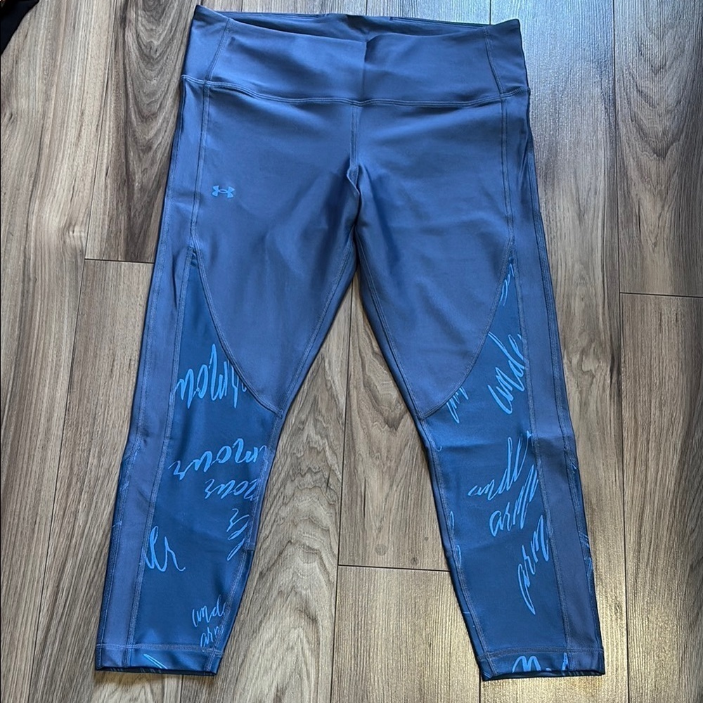 NWOT Under Armour Blue Compression Leggings